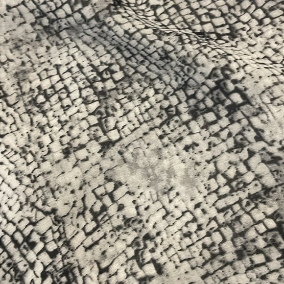 Vince Camuto Black Print Blouse Size Large - Picture 5 of 7